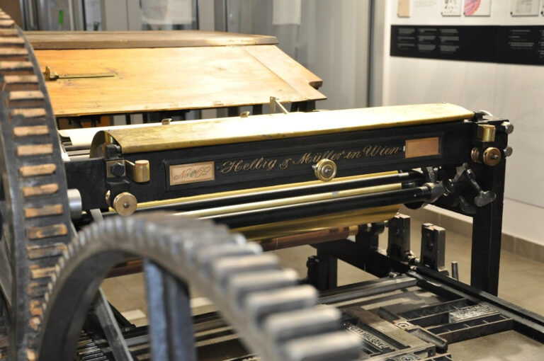 Rewitalizacja unikalnej maszyny drukarskiej z XIX wieku wstecz